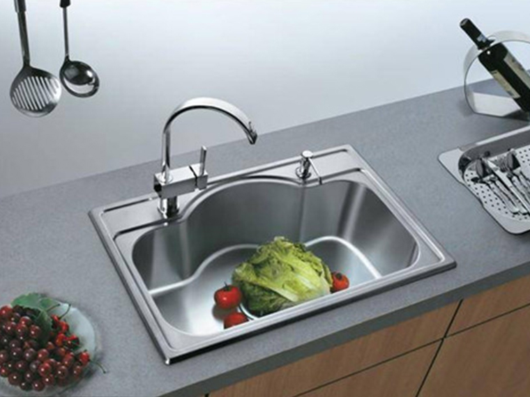 裝修時(shí)如何選擇不銹鋼水槽？趕緊get !