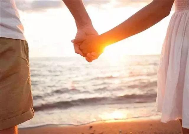 我們合拍的樣子，像極了愛情